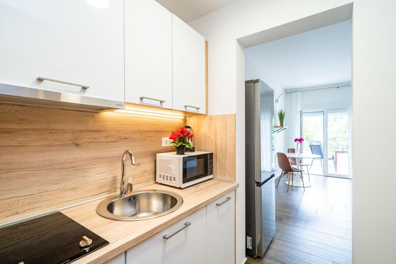 Studio Apartman Blue Bay ドゥブロブニク エクステリア 写真