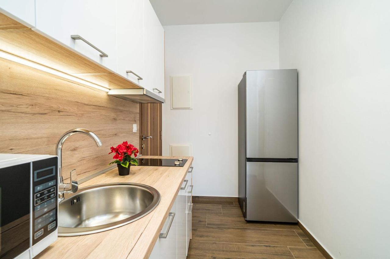 Studio Apartman Blue Bay ドゥブロブニク エクステリア 写真